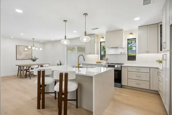 3538 Cloverdale Lane, Farmers Branch, TX 75234