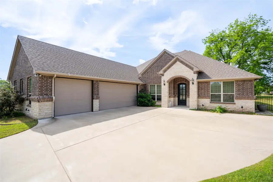 3201 Steamers Court, Granbury, TX 76049 - #2