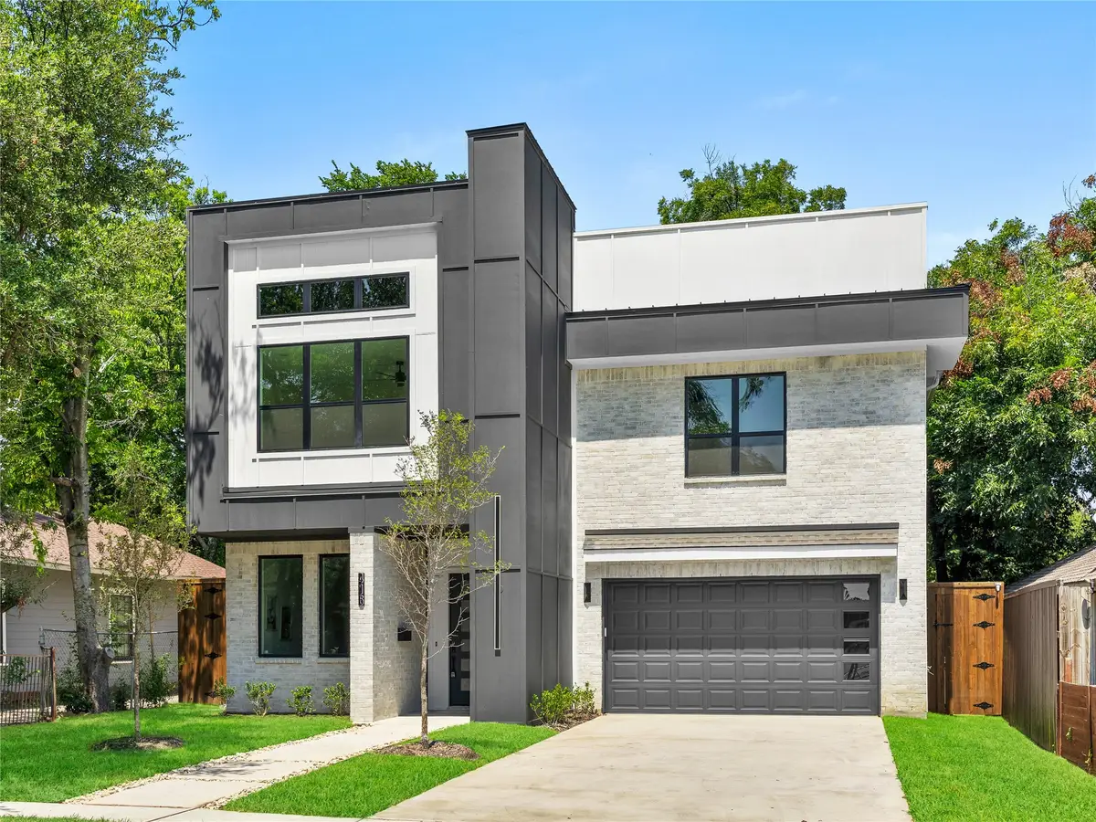 416 Mount Auburn Avenue, Dallas, TX 75223 - #1