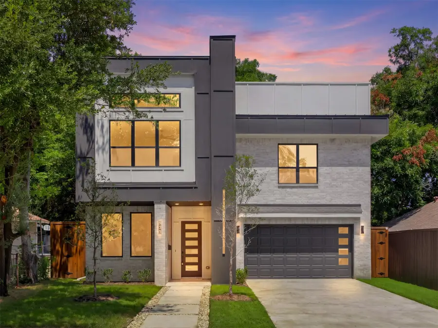 416 Mount Auburn Avenue, Dallas, TX 75223 - #2