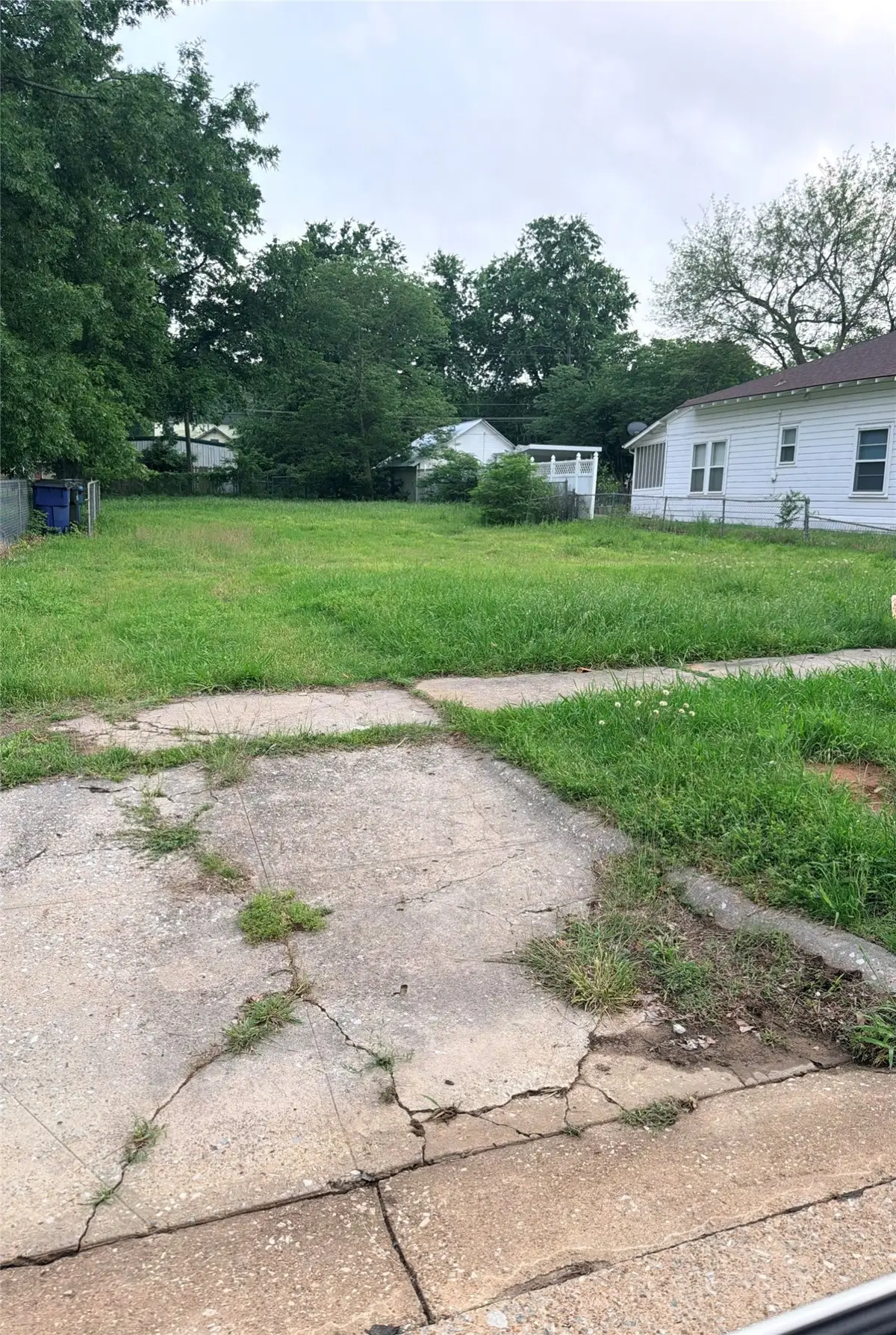 920 W Morgan Street, Denison, TX 75020 - #1