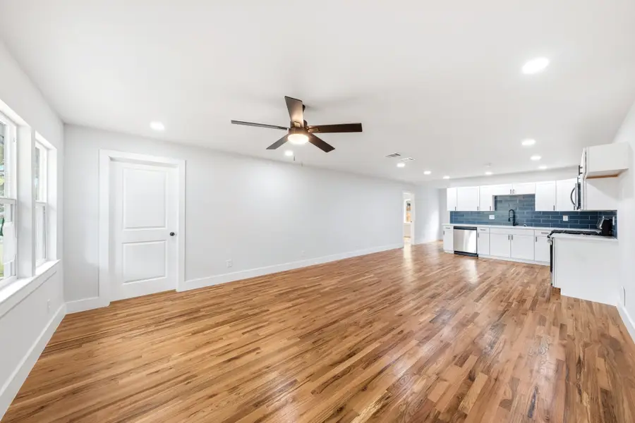 4027 Dutton Drive, Dallas, TX 75211 - #2