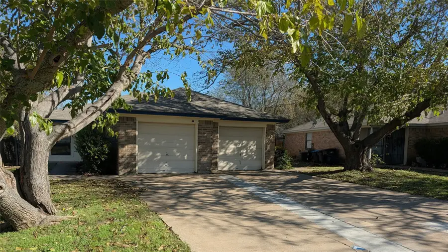 6709 Ridgecrest Court, Fort Worth, TX 76133 - #2