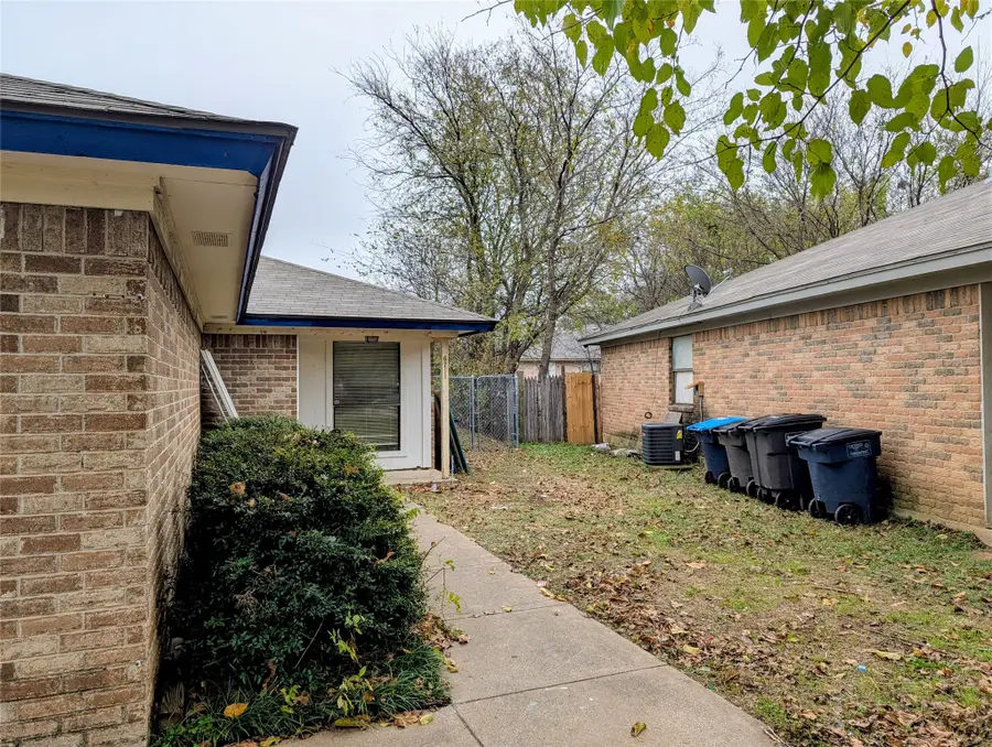 6709 Ridgecrest Court, Fort Worth, TX 76133 - #3