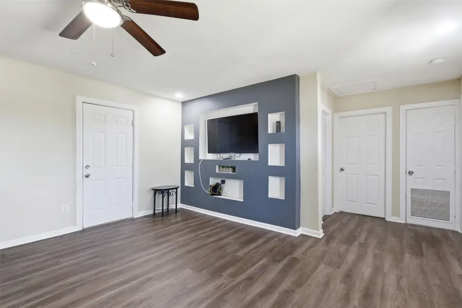 6824 Lakeside Drive, Lake Worth, TX 76135 - #3