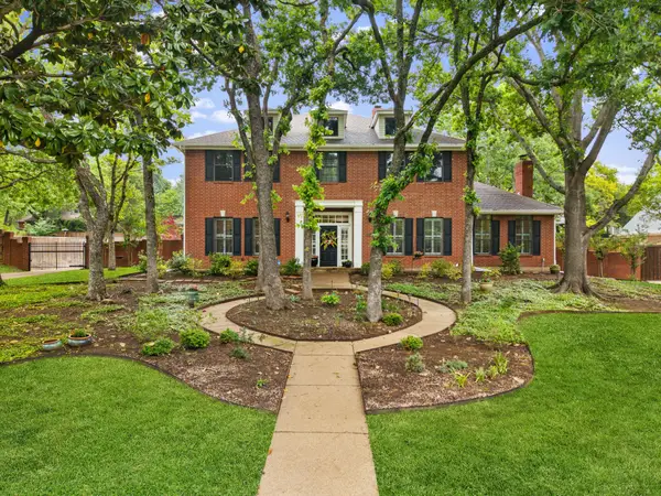 3833 Montecito Drive, Denton, TX 76205