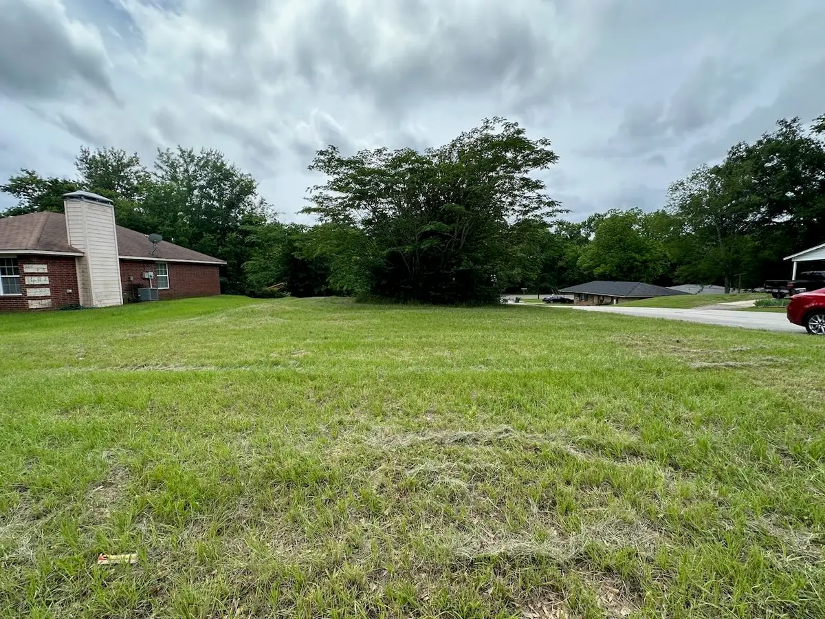 1610 N Hill Avenue, Tyler, TX 75702 - #1