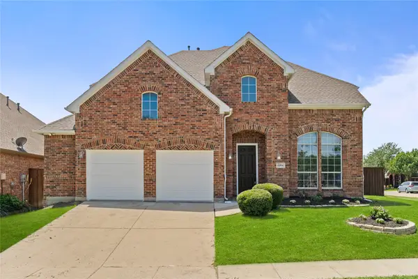 6104 Crestmoor Lane, Sachse, TX 75048