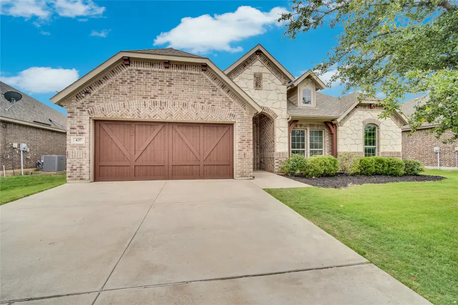 437 Whispering Willow Drive, Midlothian, TX 76065 - #2