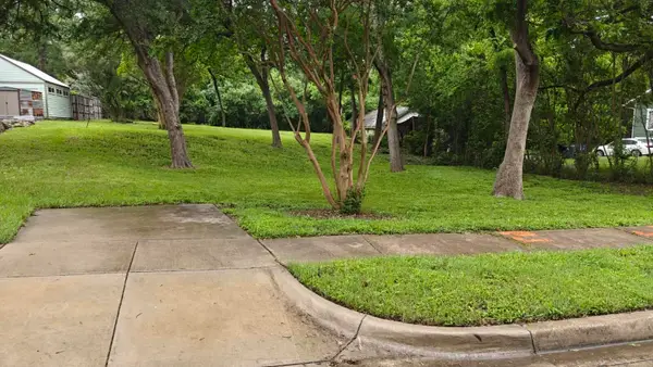 8714 Daytonia Avenue, Dallas, TX 75218