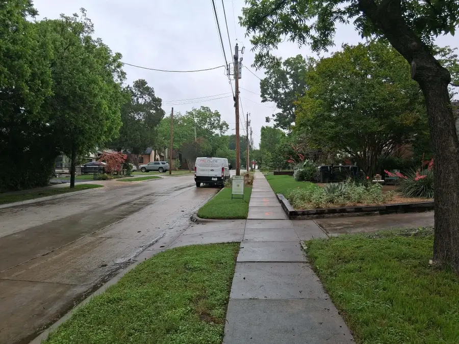8714 Daytonia Avenue, Dallas, TX 75218 - #2