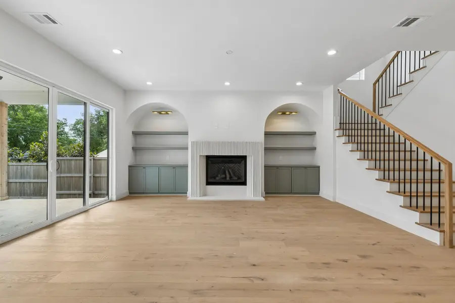 906 Cristler Avenue, Dallas, TX 75223 - #3