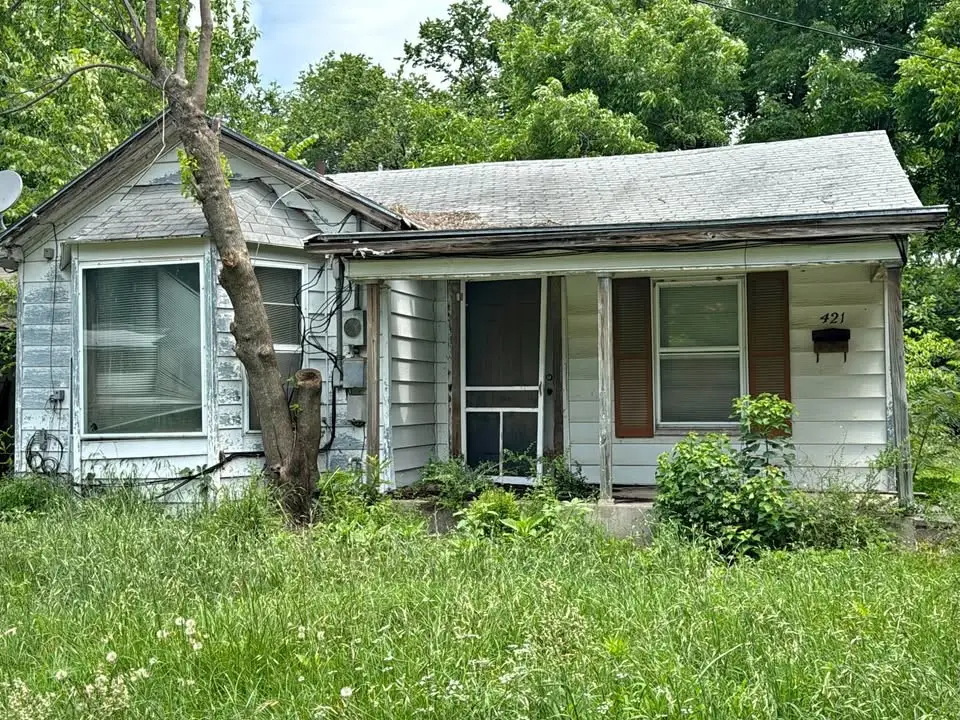 421 Ross Street E, Sulphur Springs, TX 75482 - #1