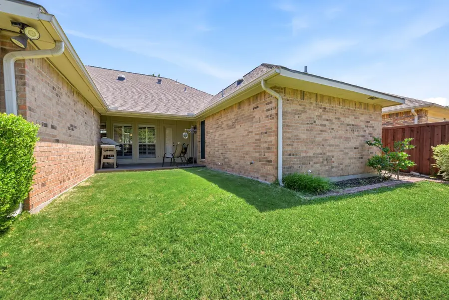711 Sundance Trail, Irving, TX 75063 - #2