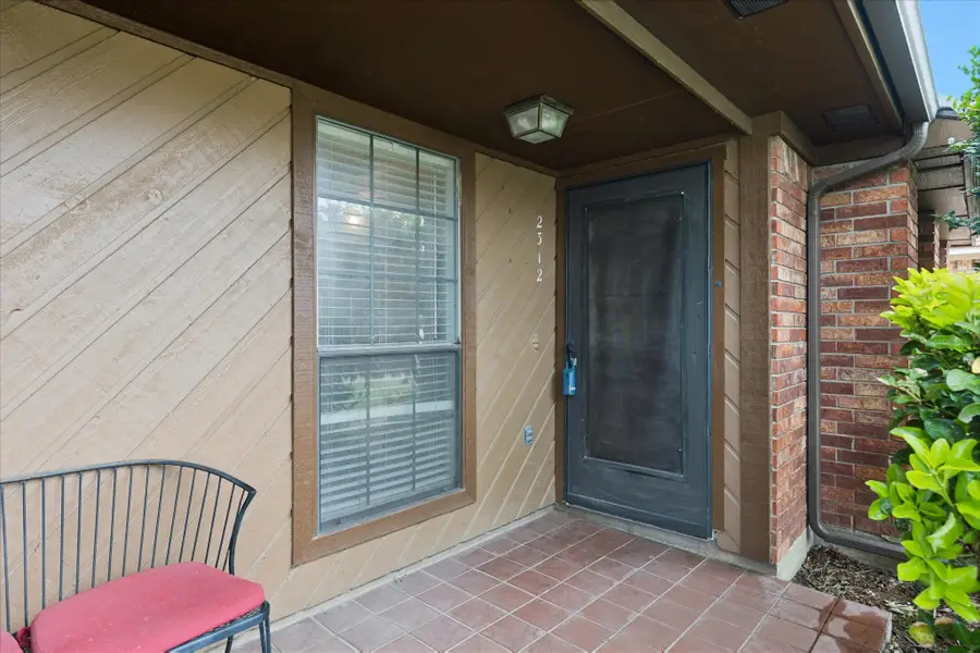 2312 Dalewood Lane, Bedford, TX 76022 - #2
