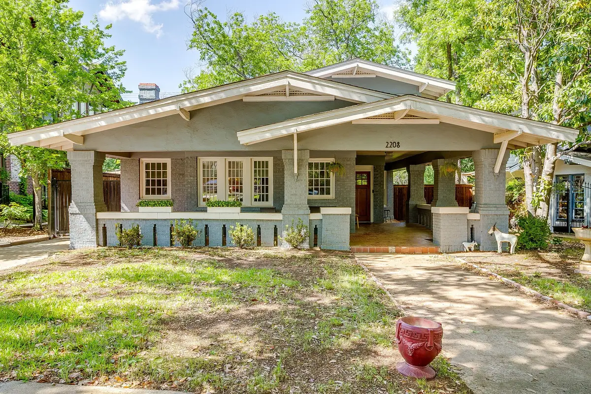 2208 Mistletoe Avenue, Fort Worth, TX 76110 - #1