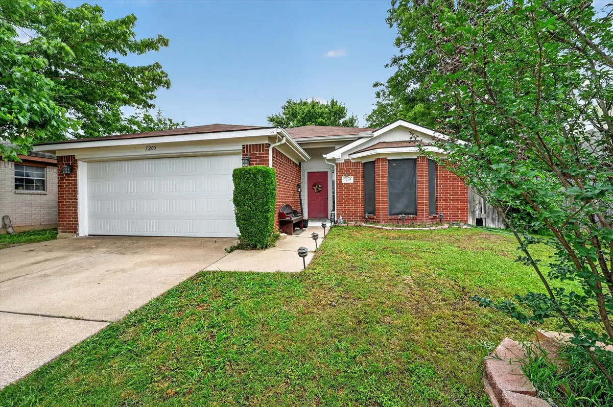 7205 Ashbourne Way, Fort Worth, TX 76133 - #1