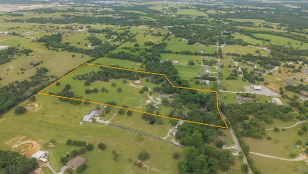2403 County Road 2224, Decatur, TX 76234