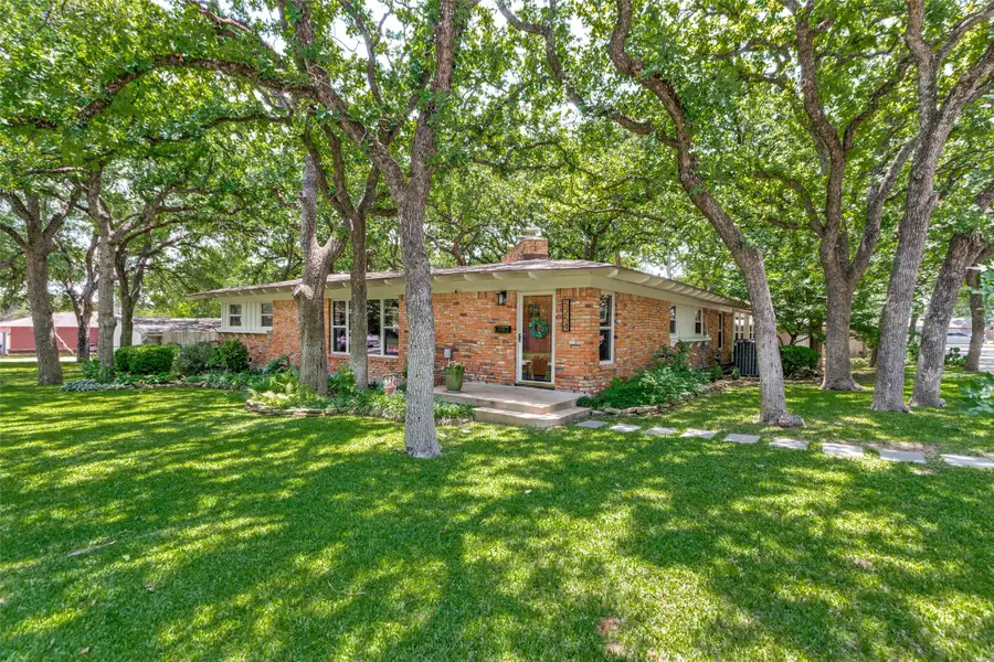 5254 Lambeth Lane, Fort Worth, TX 76112 - #3