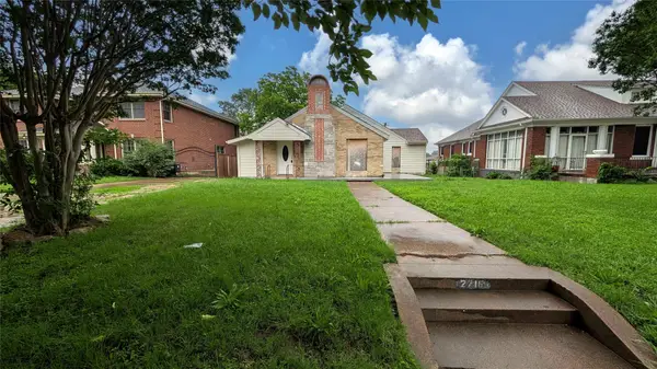 2718 South Boulevard, Dallas, TX 75215