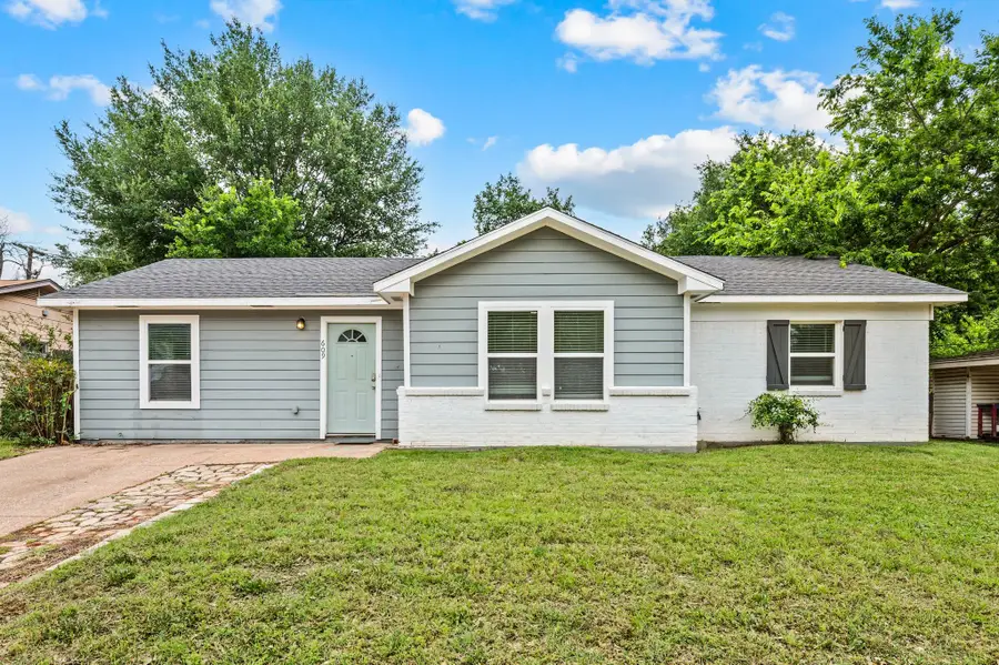 609 W Inwood Drive, Arlington, TX 76010 - #3