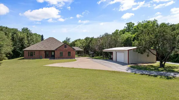 425 Indian Mountain Court, Granbury, TX 76048