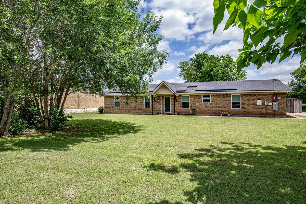 817 S Old Temple Road, Lorena, TX 76655 - #1