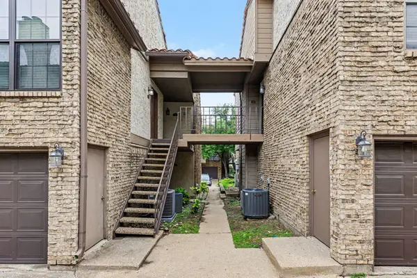 336 Melrose Drive #18A, Richardson, TX 75080