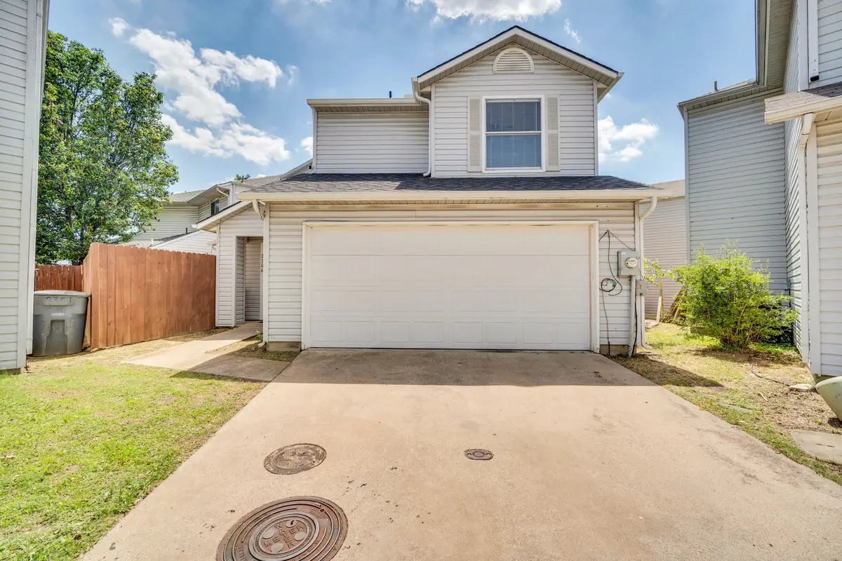 2306 Balvanera Plaza, Dallas, TX 75211 - #1