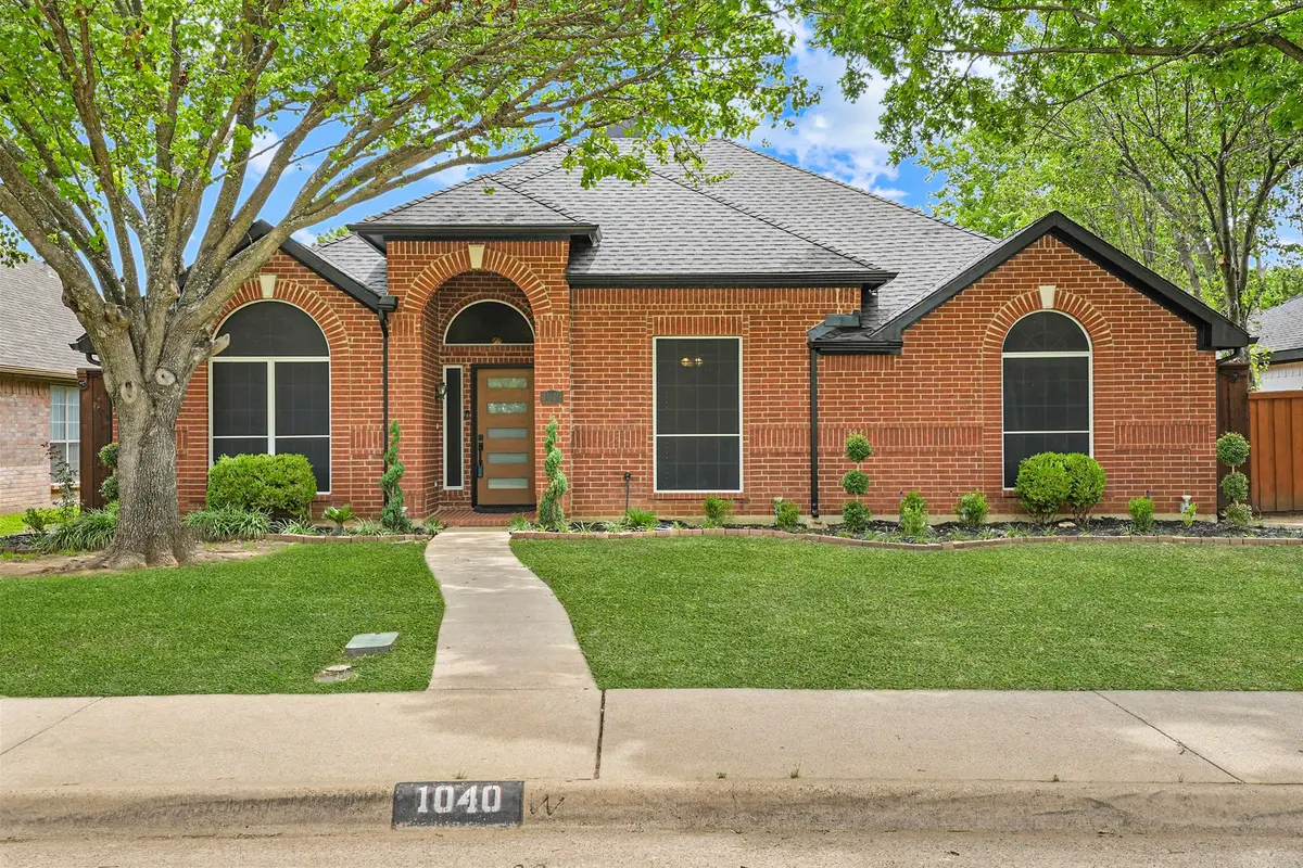 1040 Essex Drive, Cedar Hill, TX 75104 - #1