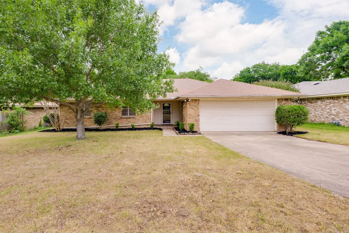 419 Dow Ross Boulevard, Duncanville, TX 75116 - #1