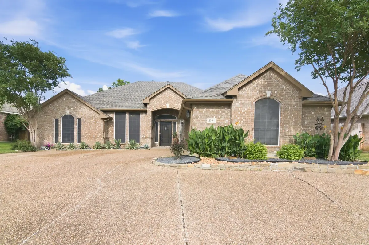 8304 Red Rose Trail, North Richland Hills, TX 76182 - #1