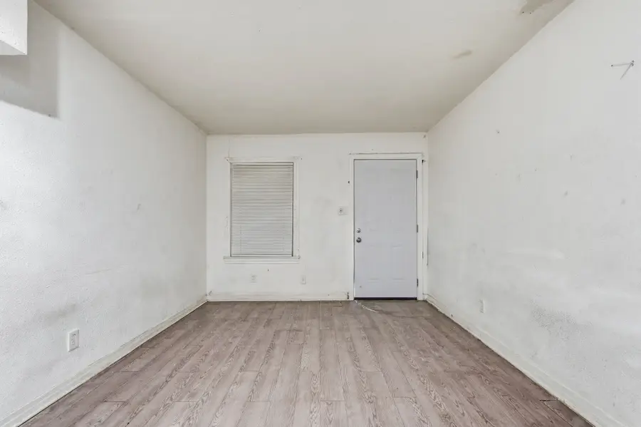 3408 S Hughes Avenue, Fort Worth, TX 76119 - #2