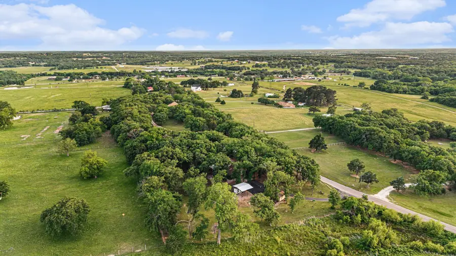 380 County Road 123, Gainesville, TX 76240 - #2