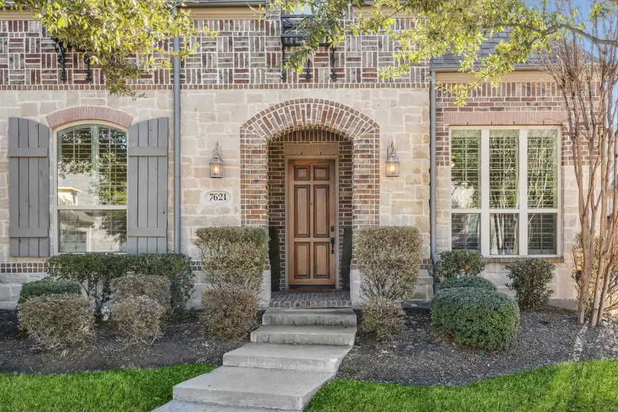 7621 Blackhall, The Colony, TX 75056 - #2