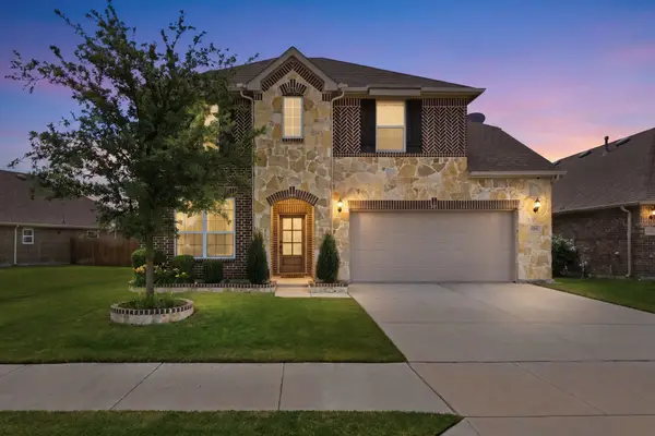 1101 Pinnacle Breeze Drive, Fort Worth, TX 76052