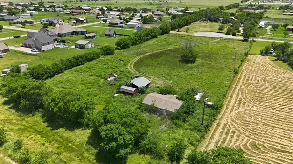 18508 James Smith Road, Justin, TX 76247