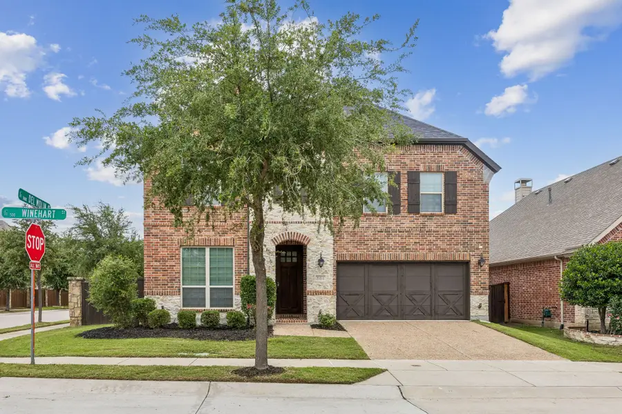 501 Winehart Street, Lewisville, TX 75056 - #2