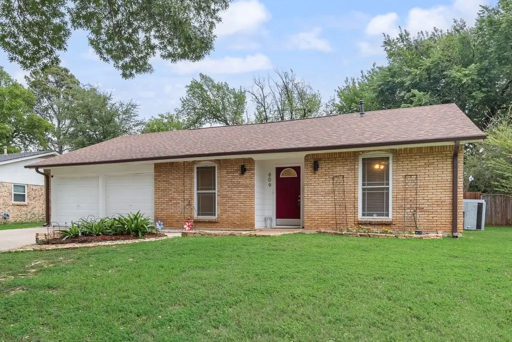809 Buffalo Drive, Arlington, TX 76013 - #1