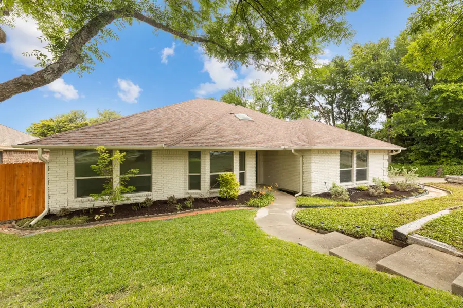 10112 Wandering Way Street, Benbrook, TX 76126 - #2