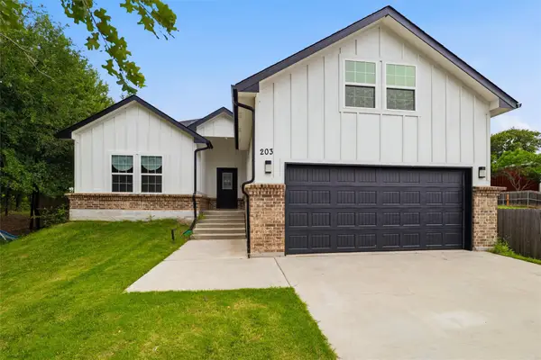 203 Pioneer Drive, Keene, TX 76059