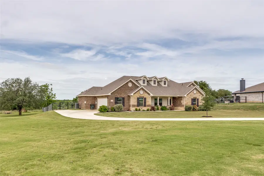 428 Herb Stephens Jr Way, Springtown, TX 76082 - #3