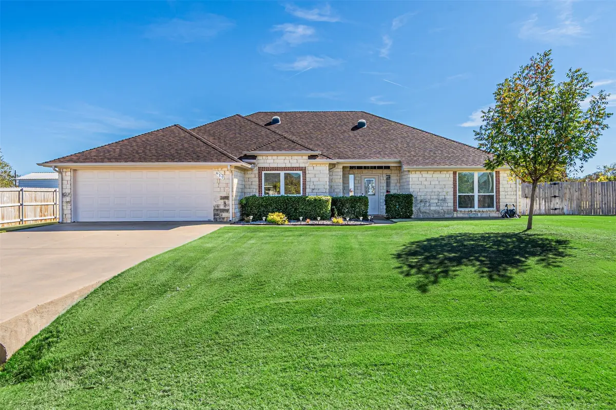 617 Parker Lane, Granbury, TX 76048 - #1