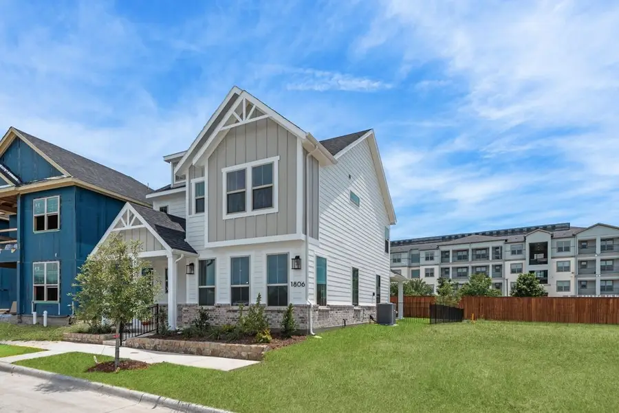 1806 Waterwalk Drive, Rowlett, TX 75088 - #2