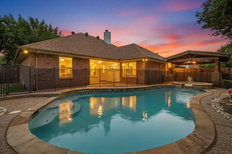 317 Cindy Lane, Saginaw, TX 76179 - #2