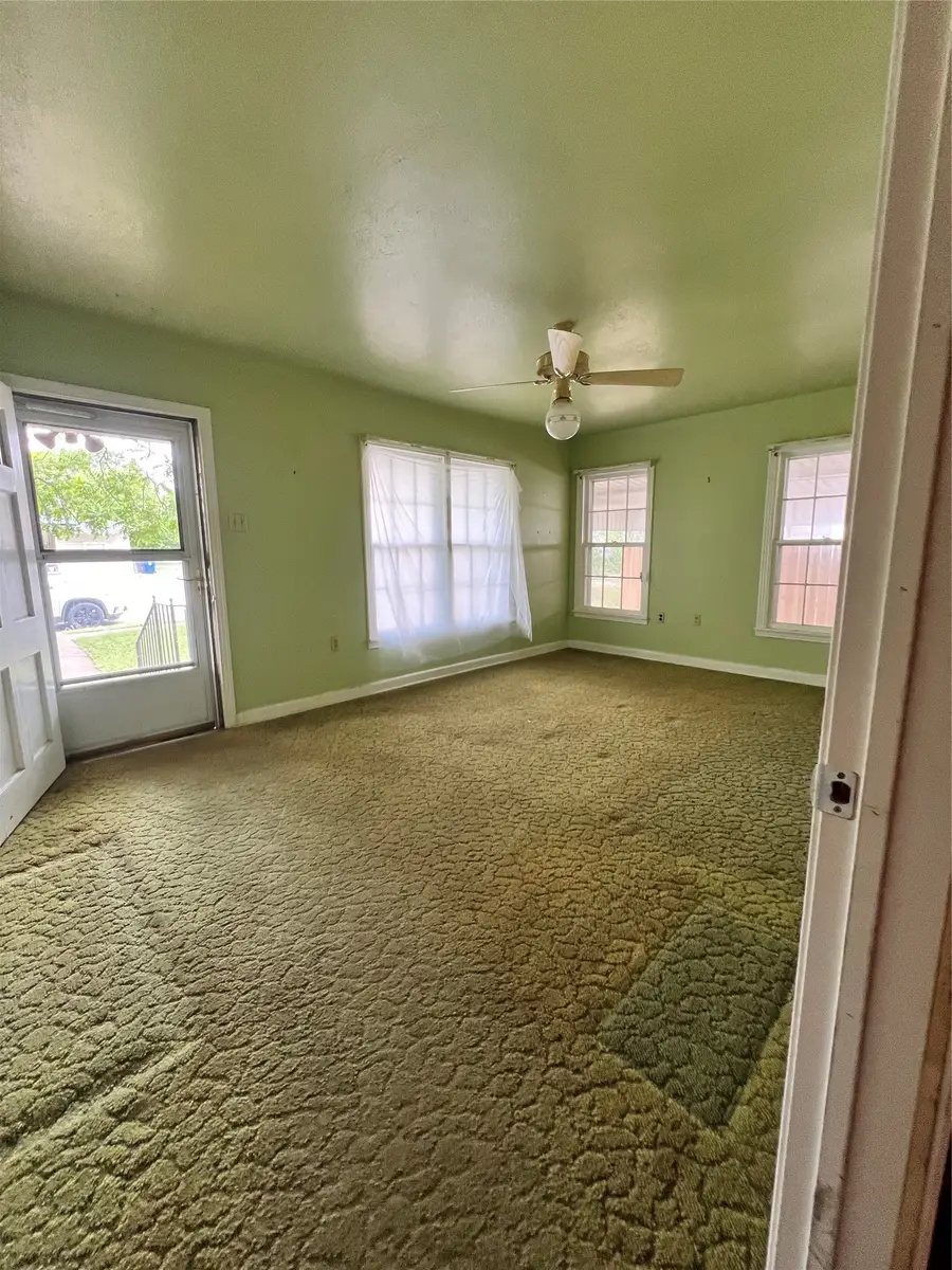 3136 Mckenzie Avenue, Waco, TX 76708 - #3