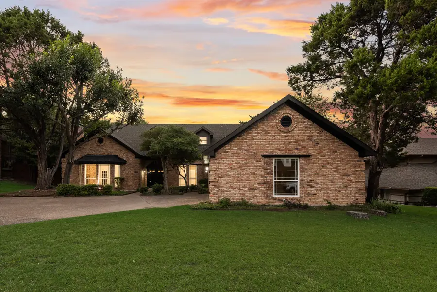 811 Cobblestone Court, Cedar Hill, TX 75104 - #2