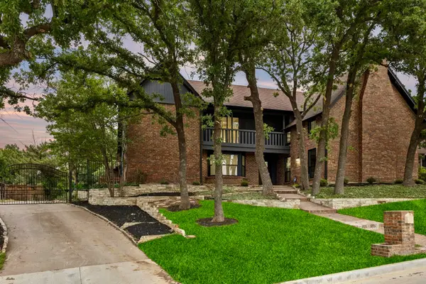 108 Forest Hill Drive, Trophy Club, TX 76262
