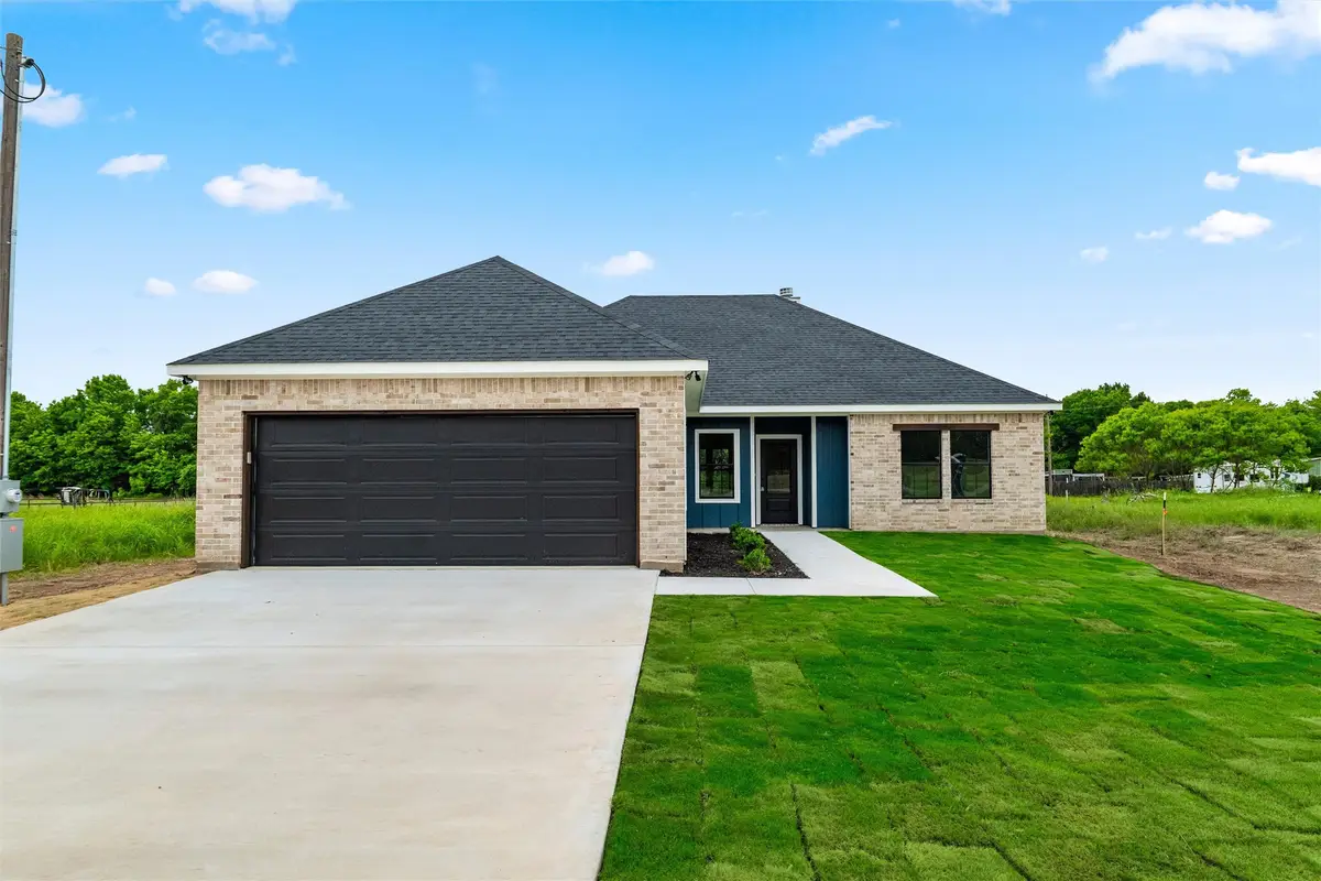 5808 W Virginia Trail, Granbury, TX 76048 - #1