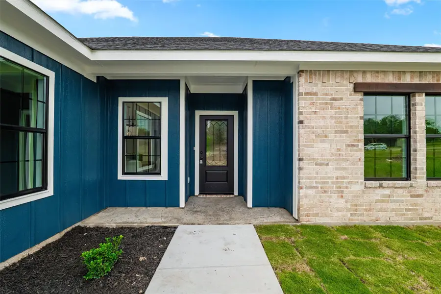 5808 W Virginia Trail, Granbury, TX 76048 - #2
